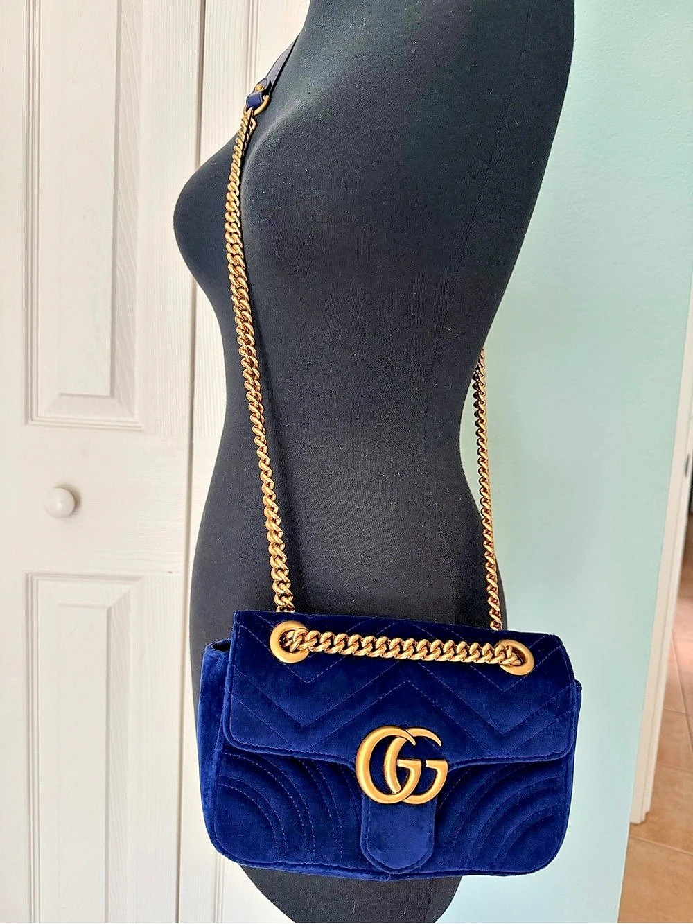 Gucci GG Marmont Velvet Small Shoulder Bag Blue - Picture 3 of 16